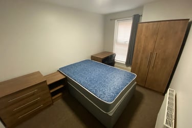 3 bed flat, Oxheys Street, Plungington, Preston, PR17PS - Image 2